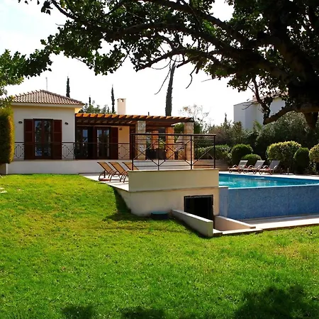 Aphrodite Hills Superior Superior 0066 Air Conditioning 3 Bedrooms Villa *